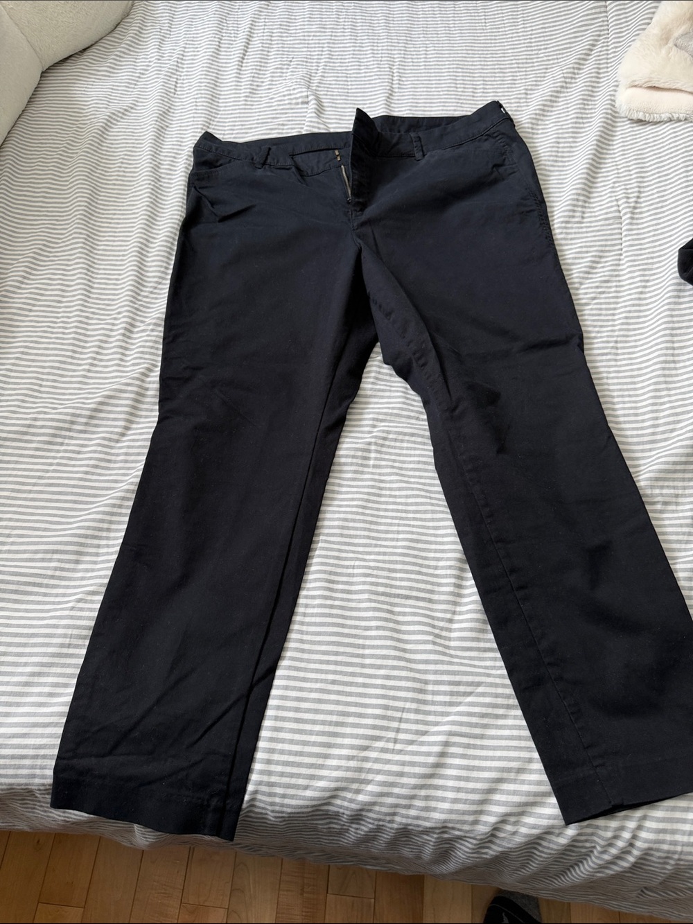 Womens Black Straight-Leg Dress Pants - Classic Workwear